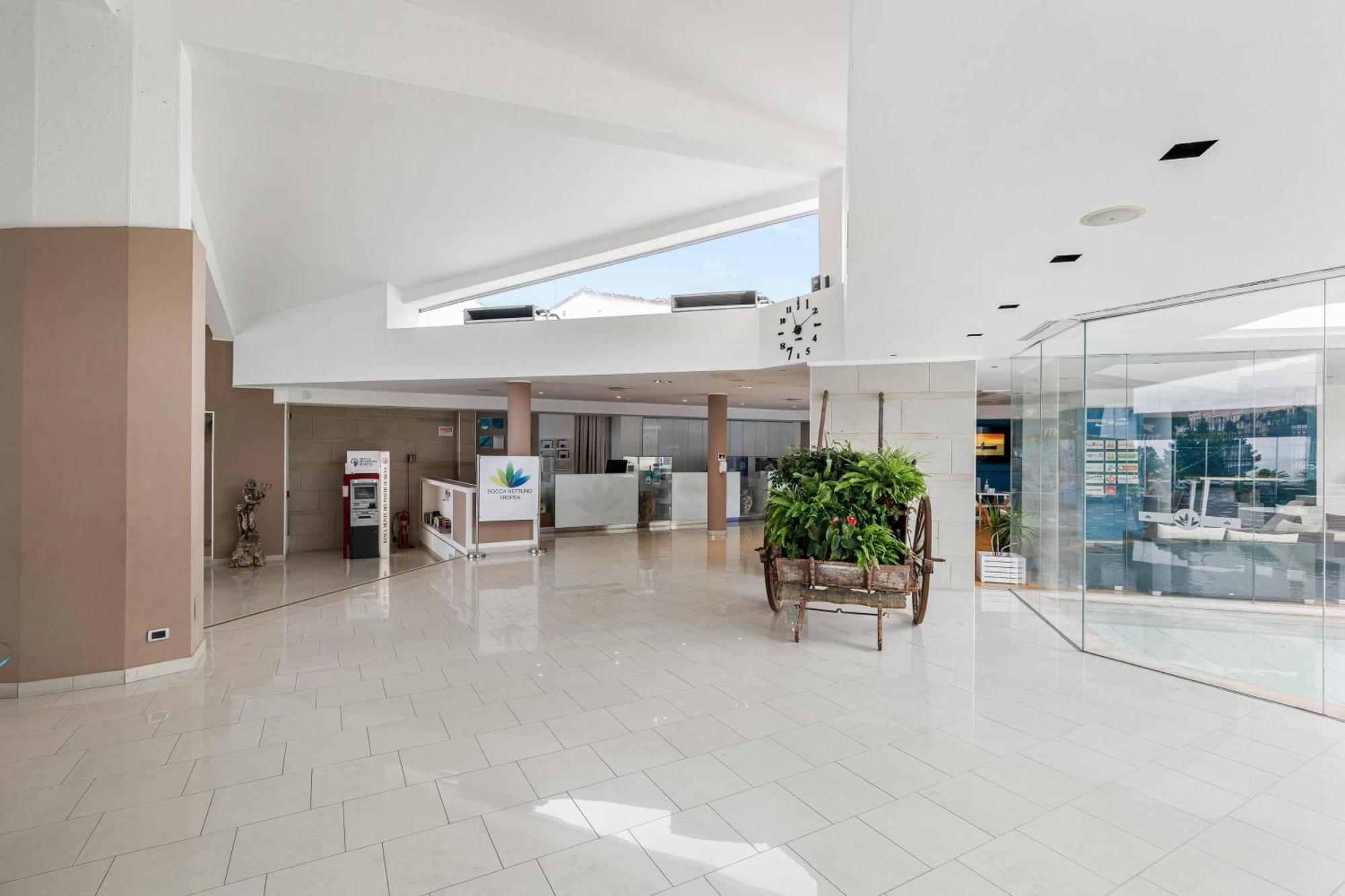 Aldiana Club Rocca Nettuno Calabria Hotel Tropea Exterior photo